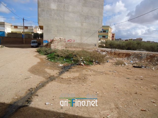 nador0374