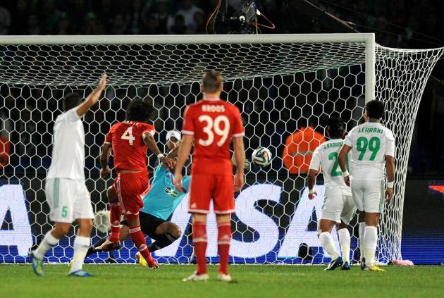 fc-bayern-munchen-v-raja-20131221-202002-939