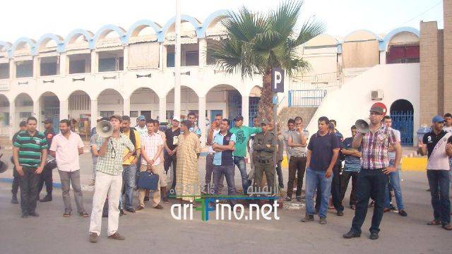 nador0374