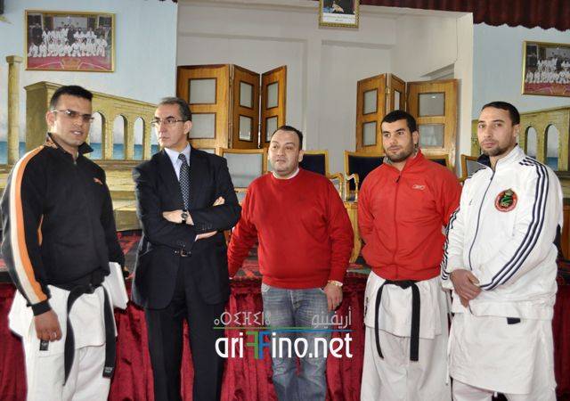 nador2566