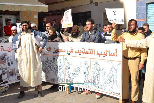 nador02051