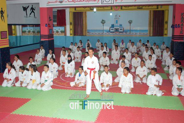 nador7561