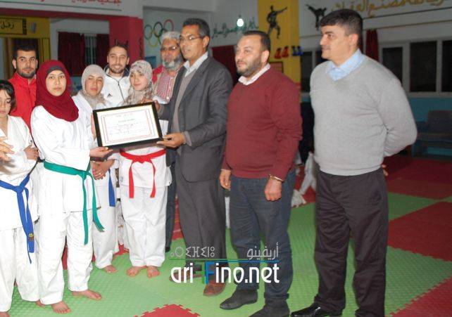 nador7594