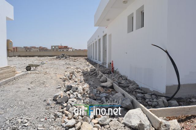 nador080