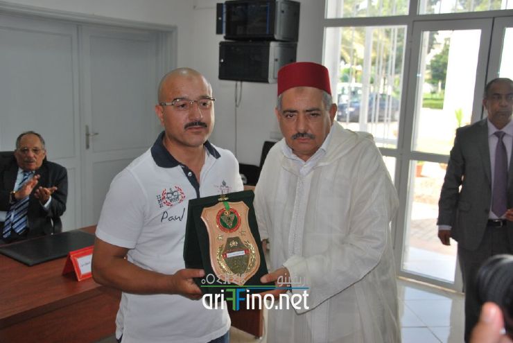 nador105
