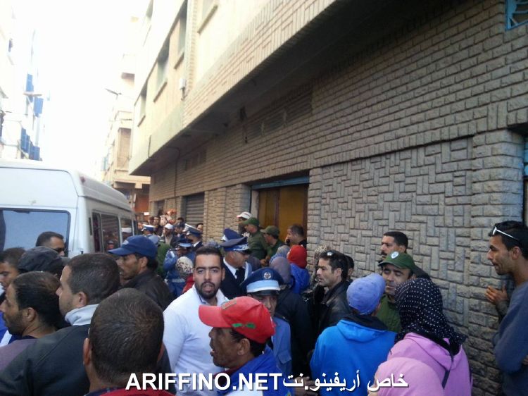nador4854