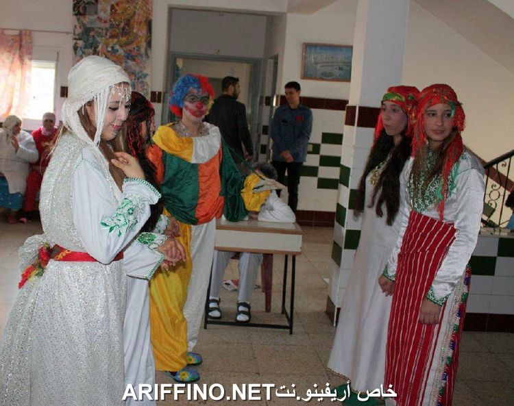 nador5615