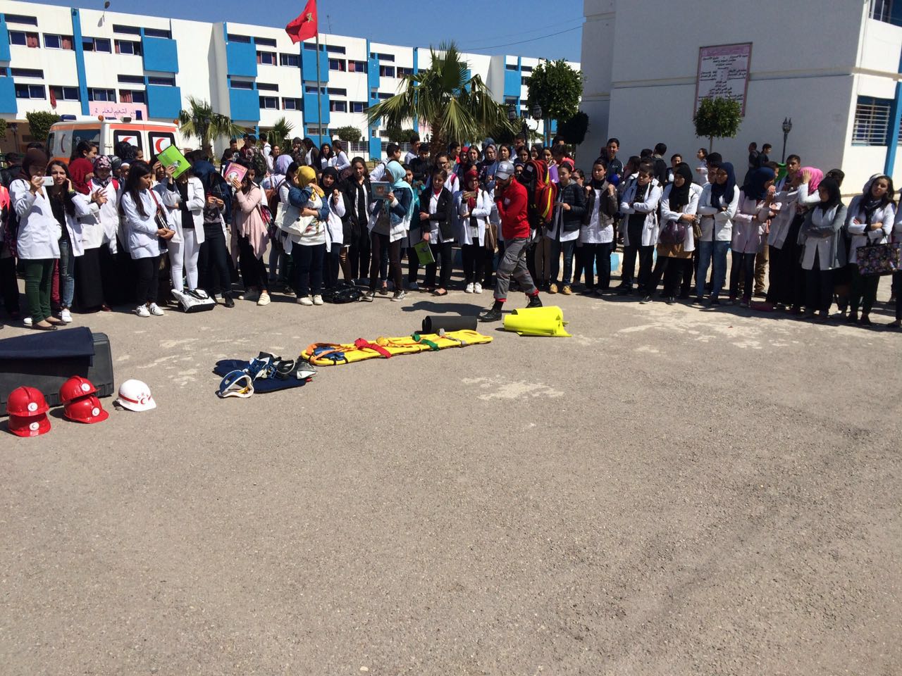 CRM (16)