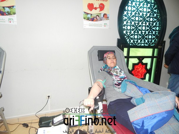 الأساتذة +تحاقن الدم 071 (Copier)